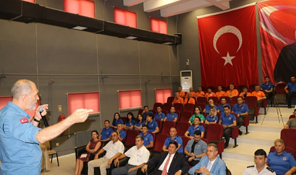 Samsun'da hükümlü ve tutuklulara "İnsanın Yolculuğu" isimli konferans verildi