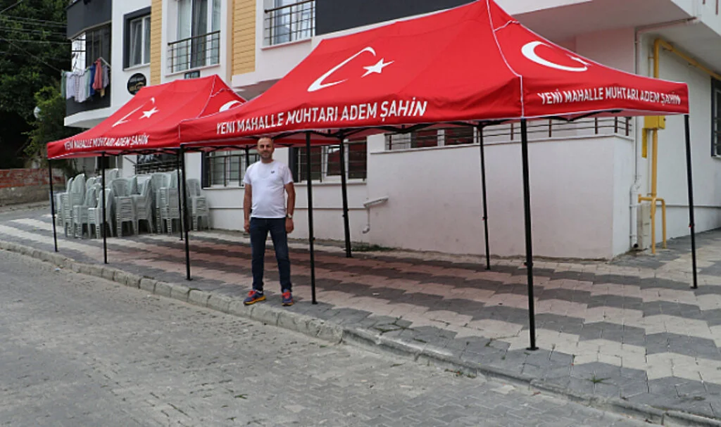 Samsun'da Muhtar Vatandaş İçin Taziye Çadırı Aldı 