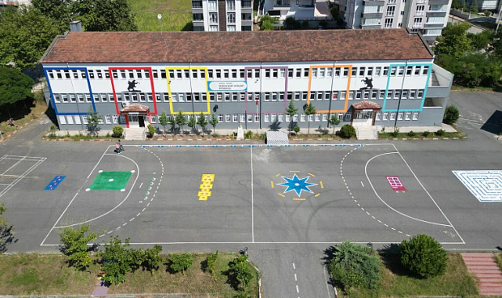 Samsun'da okul bahçelerine estetik dokunuş
