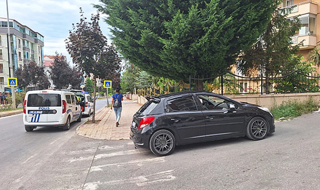 Samsun’da Otomobil Motosiklete Çarptı 1 Kişi Yaralandı