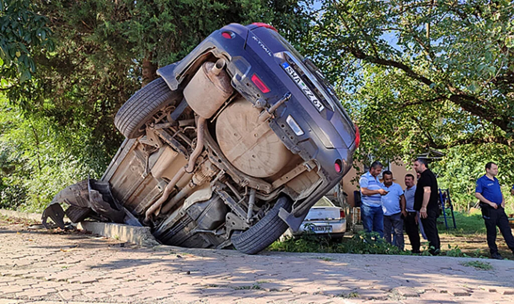 Samsun'da Trafik Kazasında 2 Kişi Yaralandı