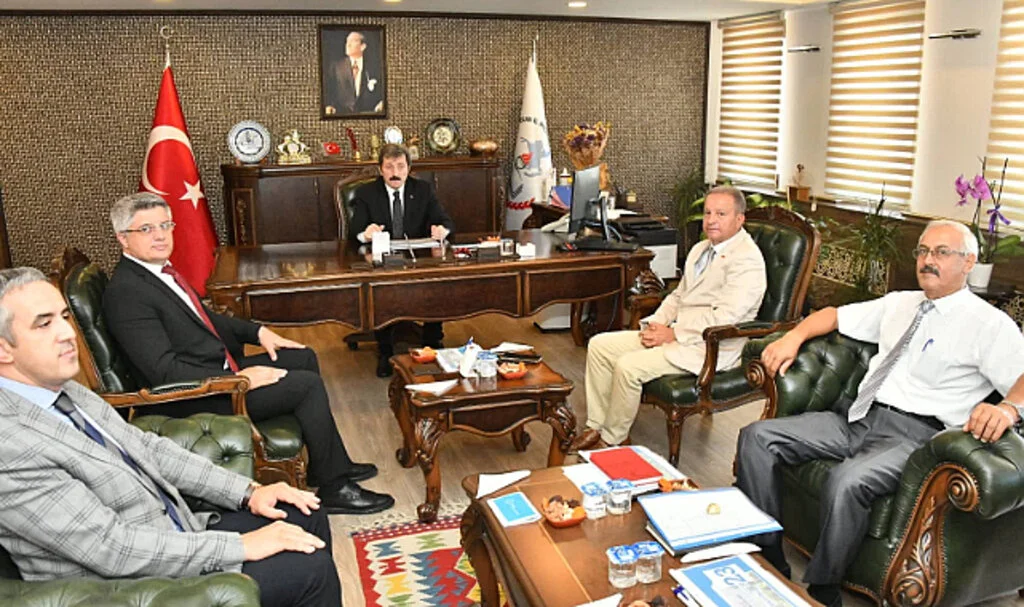 Samsun Valisi Orhan Tavlı: 'Önceliğimiz Eğitim' 