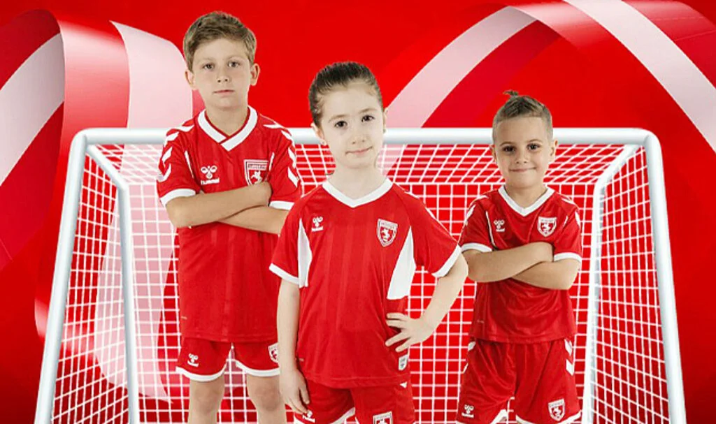 Samsunspor minik taraftarları da unutmadı