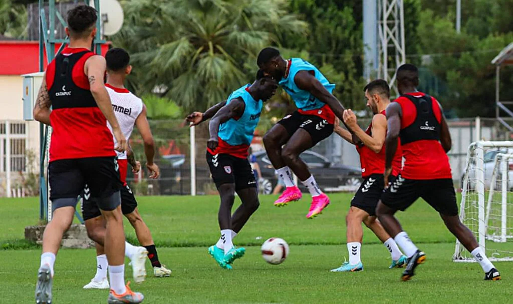 Sivasspor ile Samsunspor 19. Randevuda