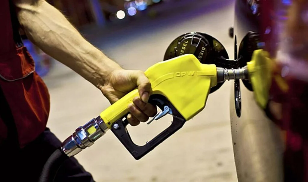 Tabela Bu Gece Yine Değişiyor! Benzine Kallavi Bir Zam Daha