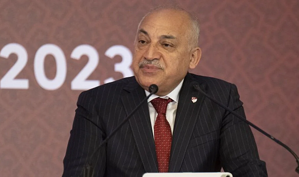 TFF Başkanı Büyükekşi: "Hakemlerimizi yıpratmak yerine korumalıyız"