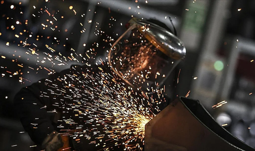 Türkiye ekonomisi yılın ikinci çeyreğinde yüzde 3,8 büyüdü