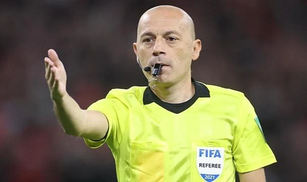 UEFA'dan Cüneyt Çakır'a görev! Uzun zaman sonra geri dönüyor...