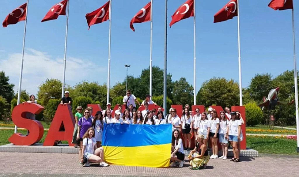 Ukraynalılar Bandırma Müzesi'nde Bayrak Açtı
