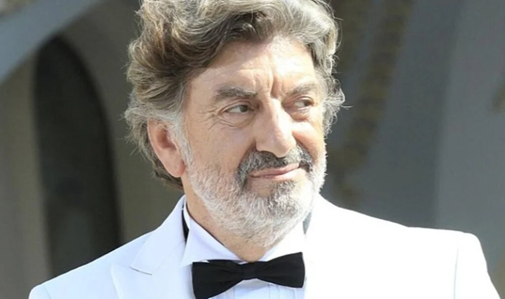 Usta oyuncu Ünal Silver hayatını kaybetti!