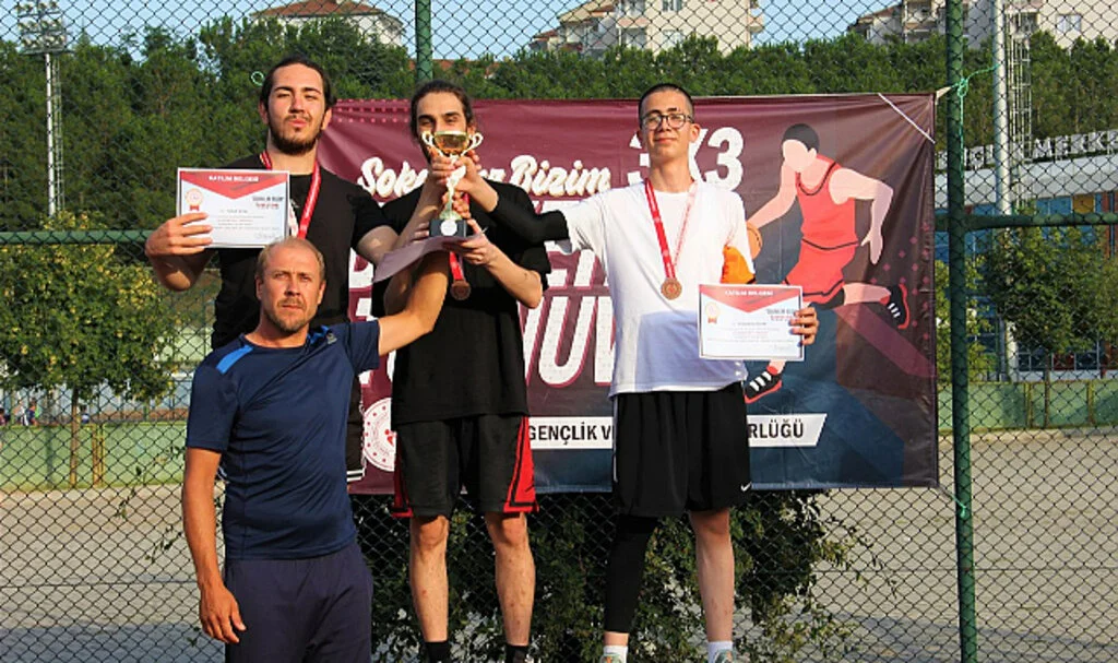 Vezirköprü Basketbola Doydu
