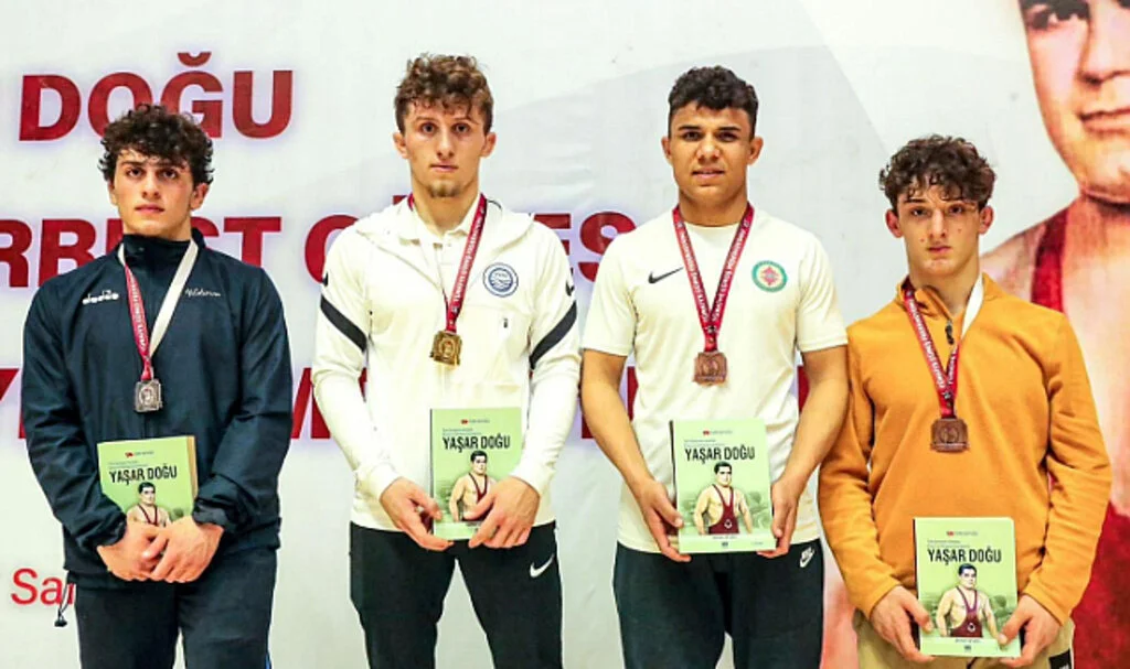 Yaşar Doğu'nun İzinden Gidiyorlar