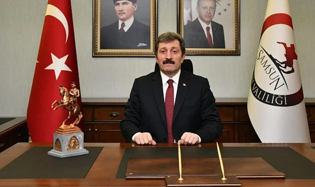 Yeni Samsun Valisi Orhan Tavlı göreve başladı