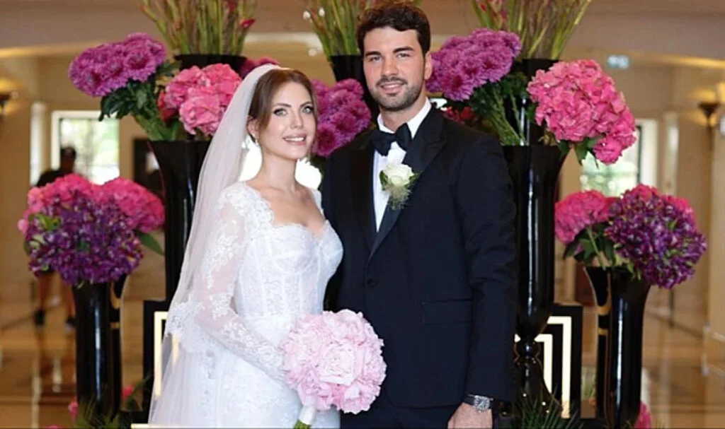 2 Ay Önce Evlenen Oyuncu Eda Ece, Anne Oluyor