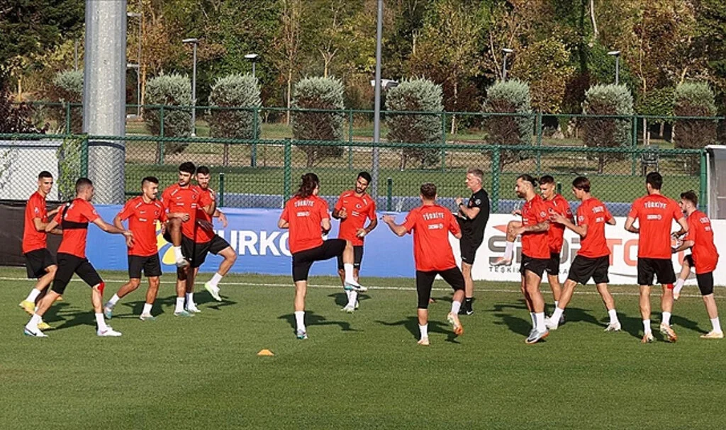 A Milli Futbol Takımı Liderliğini Sürdürmek İçin Ermenistan Karşısında