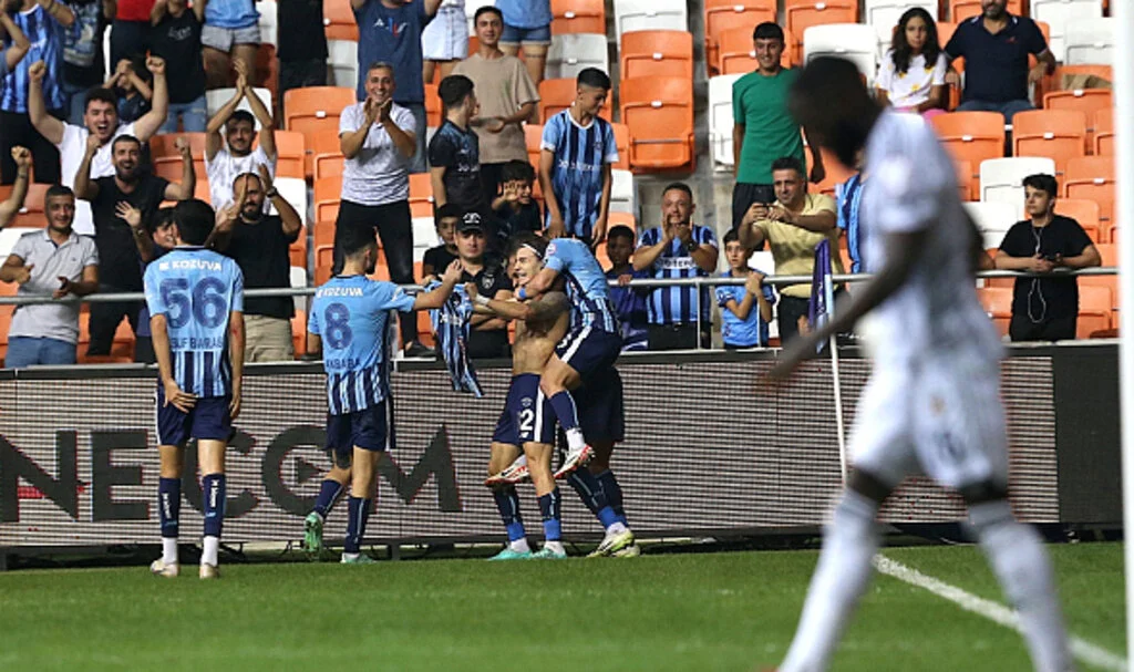 Adana Demirspor, Beşiktaş'ı 4 golle mağlup etti