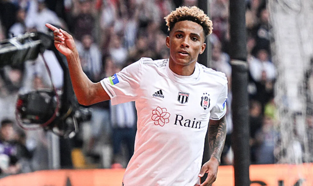Beşiktaş'tan Fernandes'e yeni sözleşme