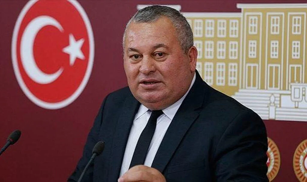 Cemal Enginyurt 'Başkanlığa talibim' diyerek o şehri işaret etti! Canlı yayında tek bir şartı olduğunu söyledi: CHP ve İYİ Parti...