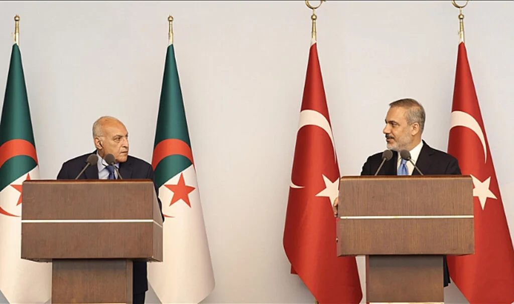 Cezayir Dışişleri Bakanı Attaf: Türkiye-Cezayir İlişkileri Büyük Bir Atılım ve Gelişim İçinde