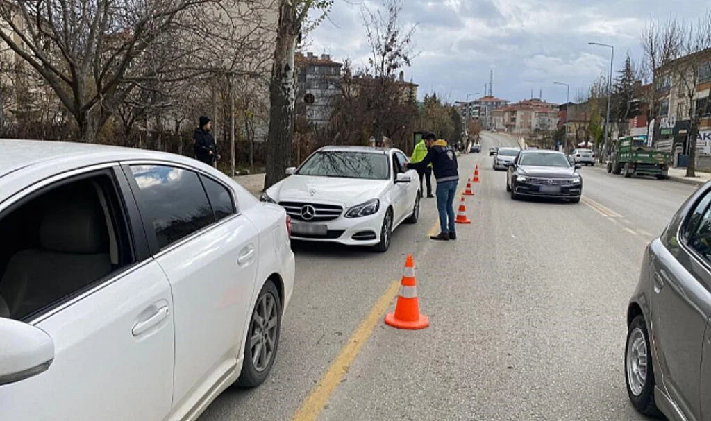 Çorum'da Sürücülere Ceza Yağdı 
