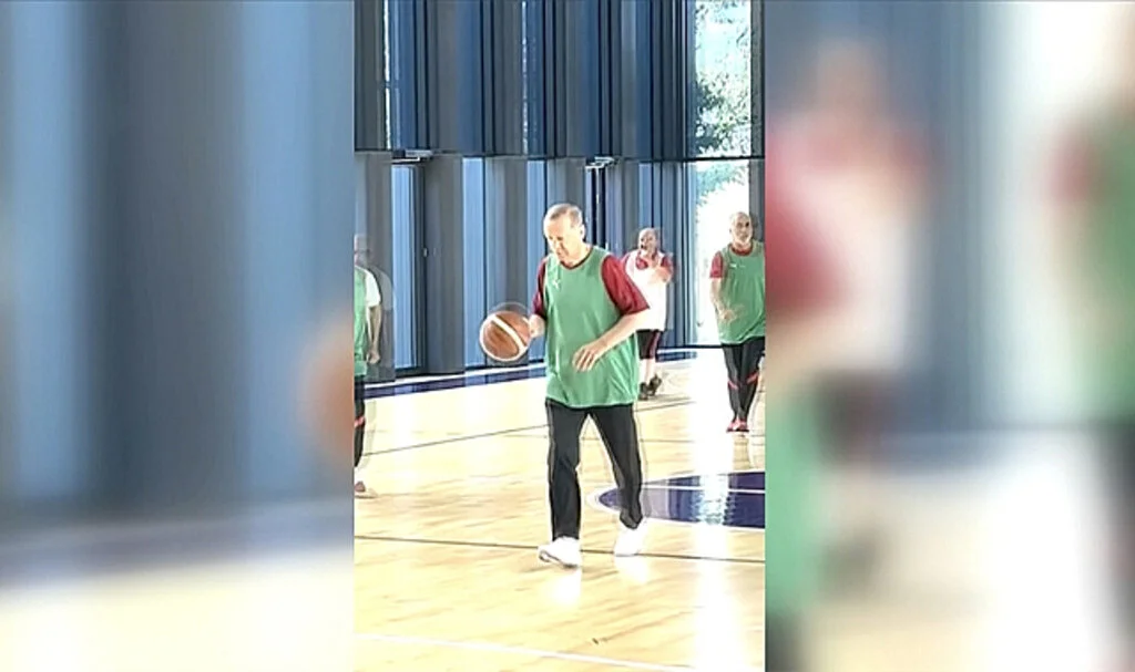 Cumhurbaşkanı Erdoğan, basketbol oynadı