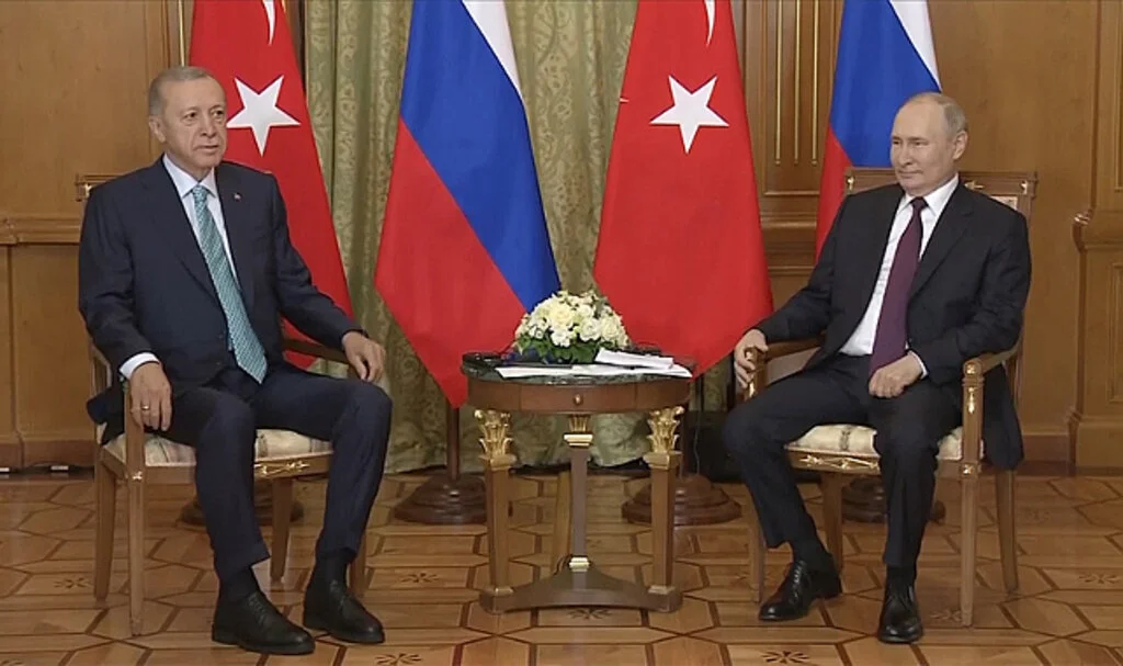 Cumhurbaşkanı Erdoğan'ın Rusya Devlet Başkanı Putin ile görüşmesi başladı