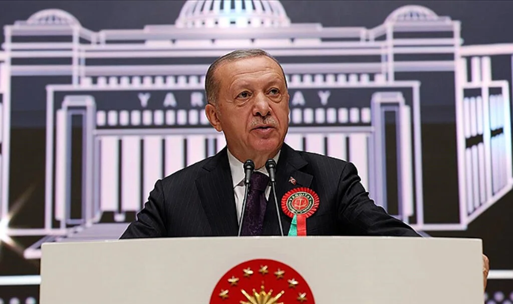 Cumhurbaşkanı Erdoğan: Meclis'in açılışıyla birlikte yeni anayasa girişimlerimizi tekrar başlatacağız