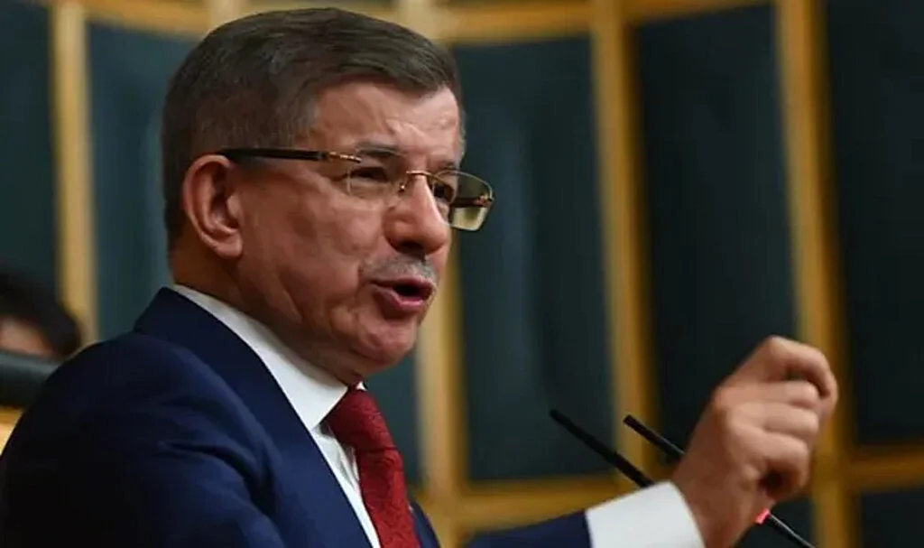 Davutoğlu: Şimdi Bize Kaybolan Yıllarımızı Kim Verecek?