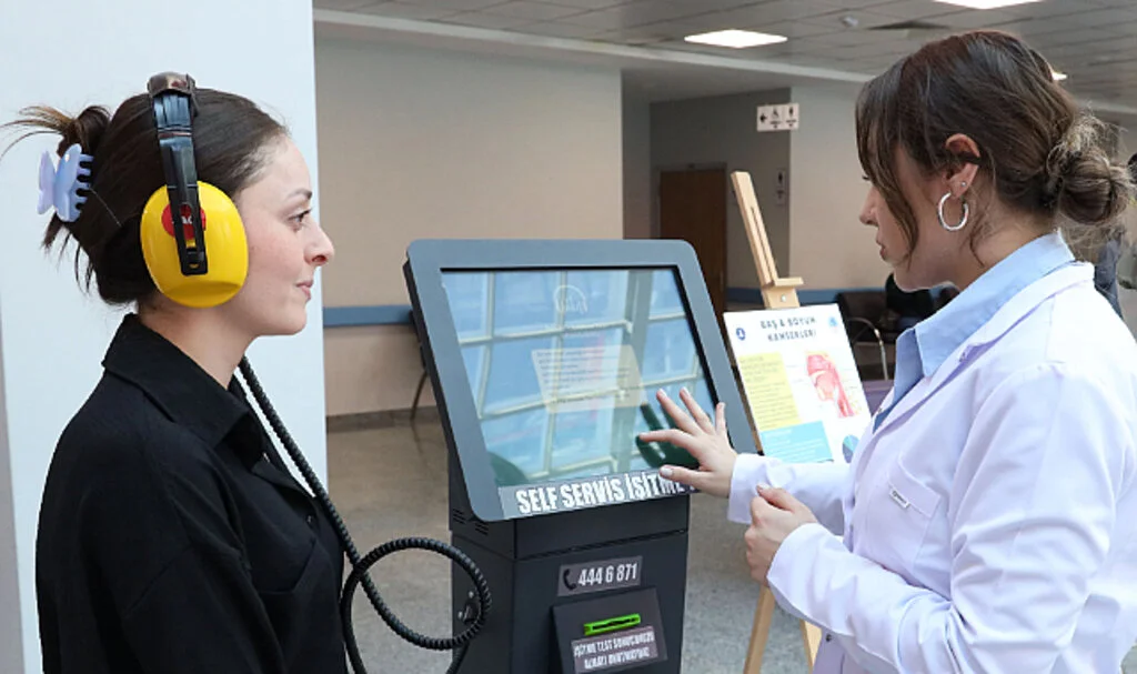Doç. Dr. Doğukan Özdemir: 'İşitme kaybınız varsa doktora görünmeniz şart'