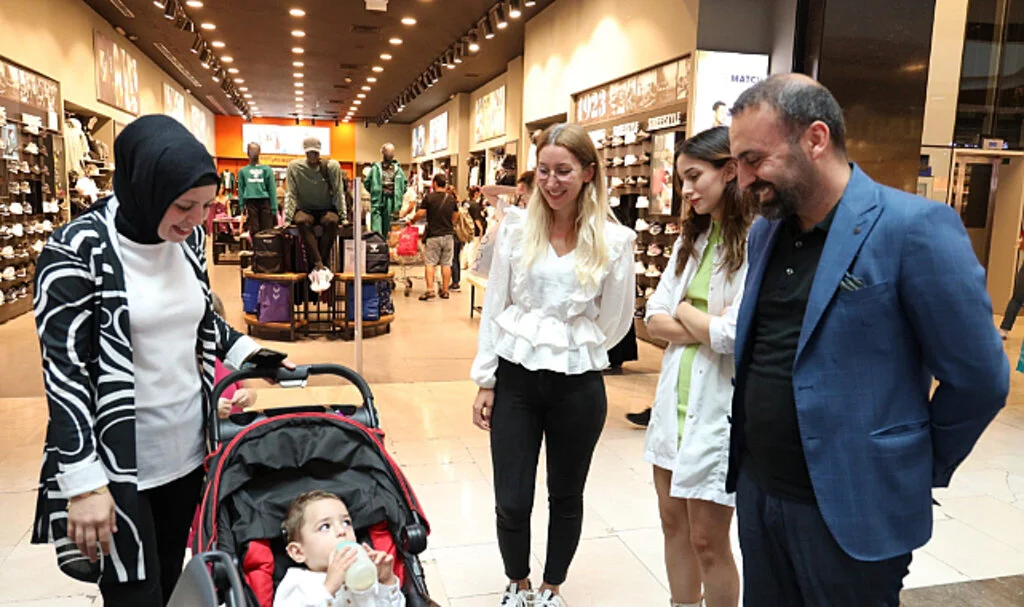 Doç. Dr. Özdemir: “Biyonik kulak ameliyatı ile işitme yetileri tamamen geri kazanılabilir”
