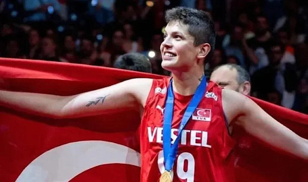 Ebrar Karakurt’tan Göndermeli Paylaşım: ‘Ben Böyleyim!’