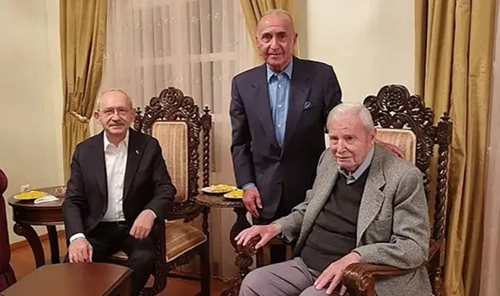 Eski Bakan Necmettin Cevheri Hayatını Kaybetti