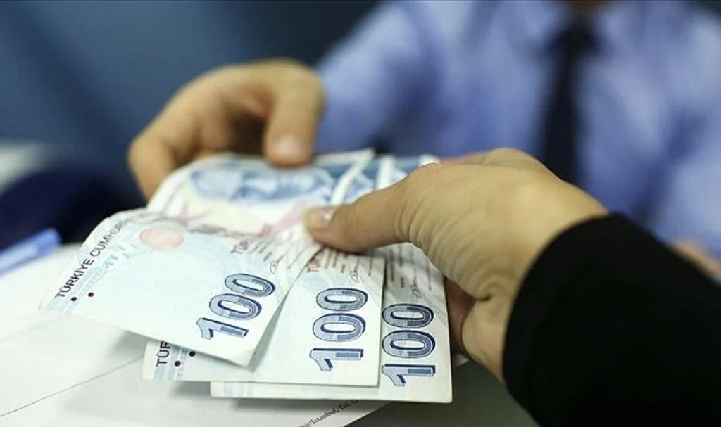 Eylül Ayı Yaşlı ve Engelli Aylığı Hesaplara Yatırıldı