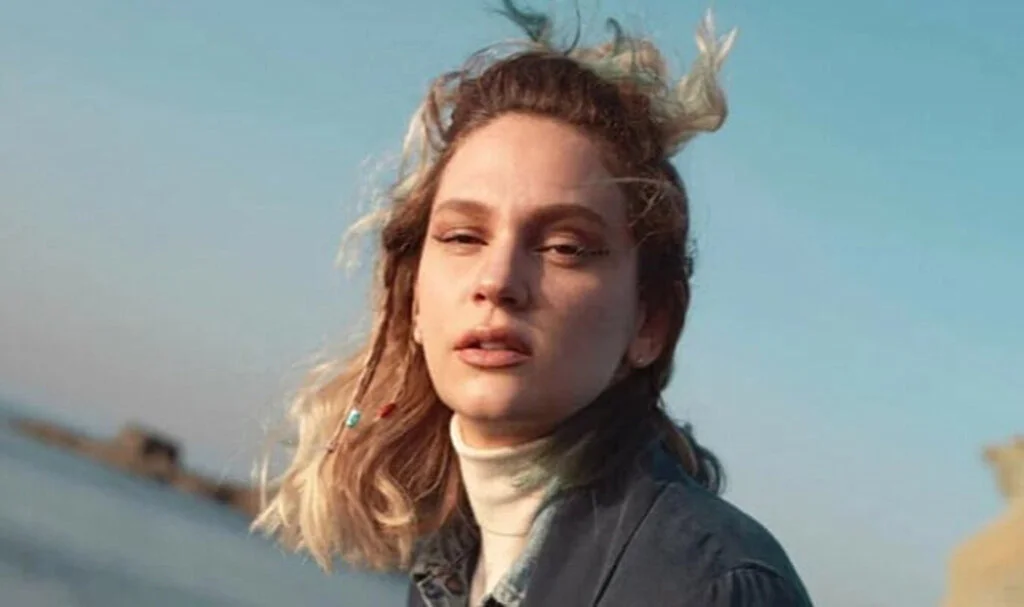 Farah Zeynep Abdullah'dan Yılmaz Güney paylaşımına tepki: Kadın döven erkek