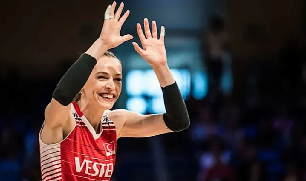 Fenerbahçe, Eda Erdem’in Heykelini Yapacak