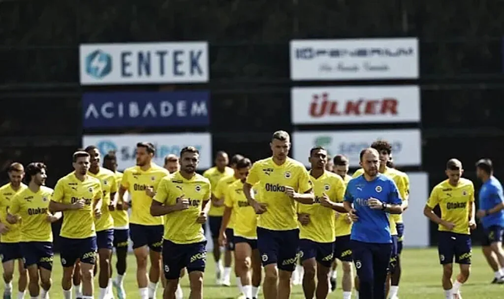 Fenerbahçe’nin Alanyaspor Maçı Kadrosu Belli Oldu