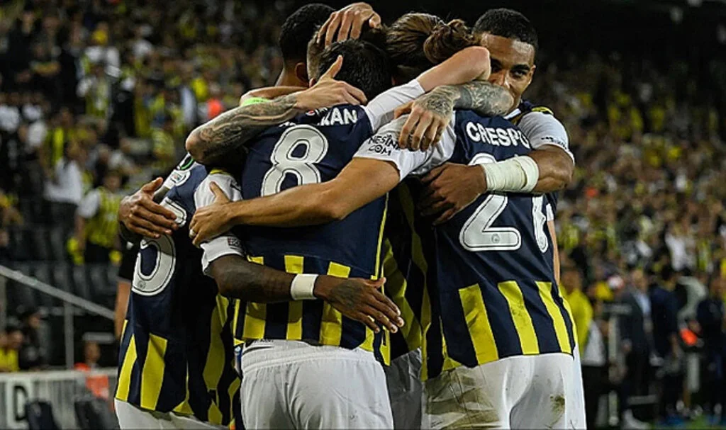 Fenerbahçe'nin Avrupa Zaferi Danimarka'da Büyük Ses Getirdi! Mağlubiyeti 2 Kelimeyle Özetlediler