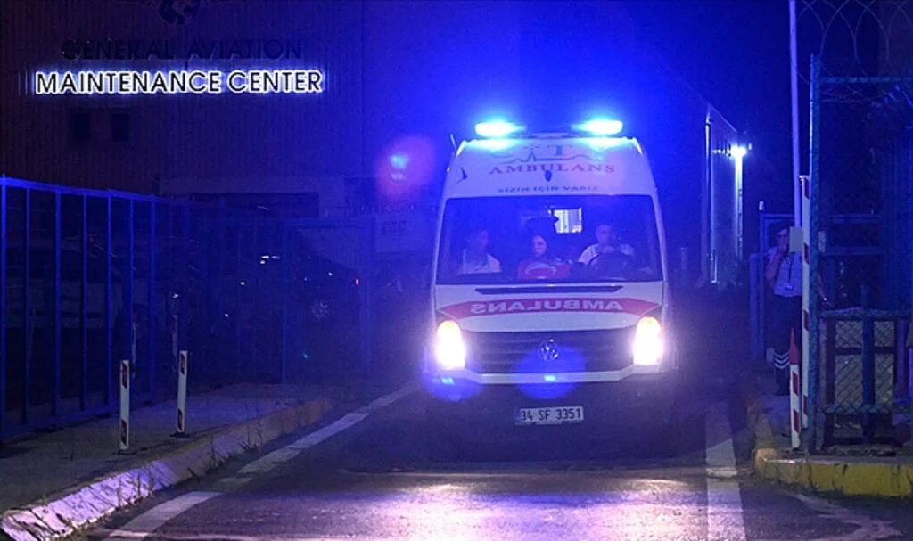 Fransa'da Polis Aracının Karıştığı Olayda Ağır Yaralanan Türk Genç Türkiye'ye Getirildi