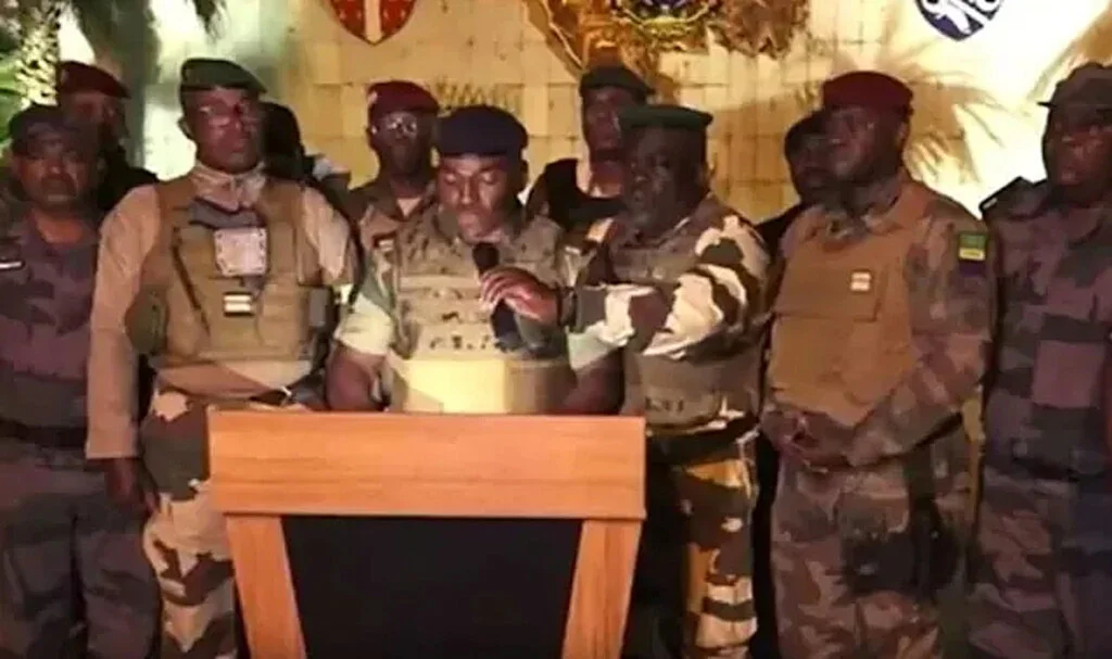 Gabon’da Darbe Sonrası Sınırlar Açıldı