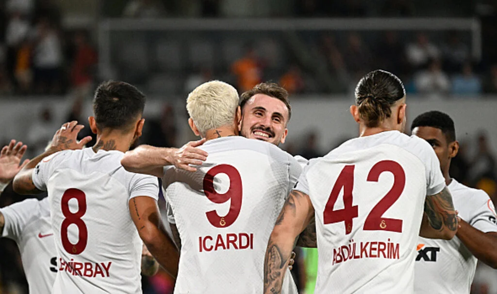 Galatasaray, Başakşehir'i 2 golle mağlup etti