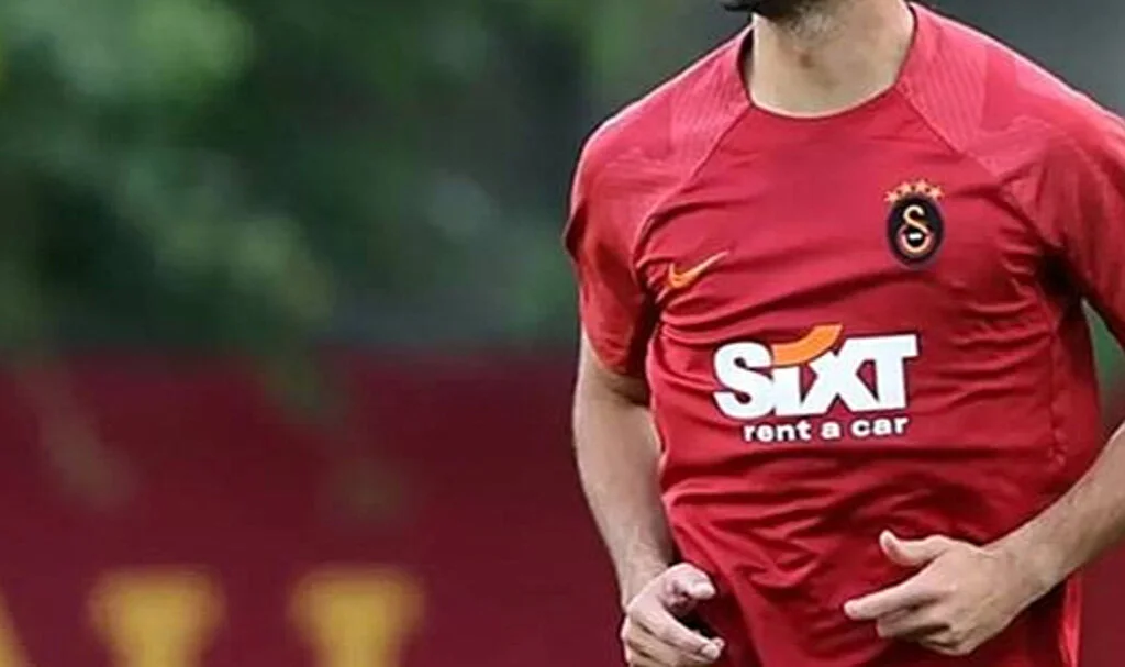 Galatasaray yönetimi yıldız oyuncunun lisansını askıya alıyor