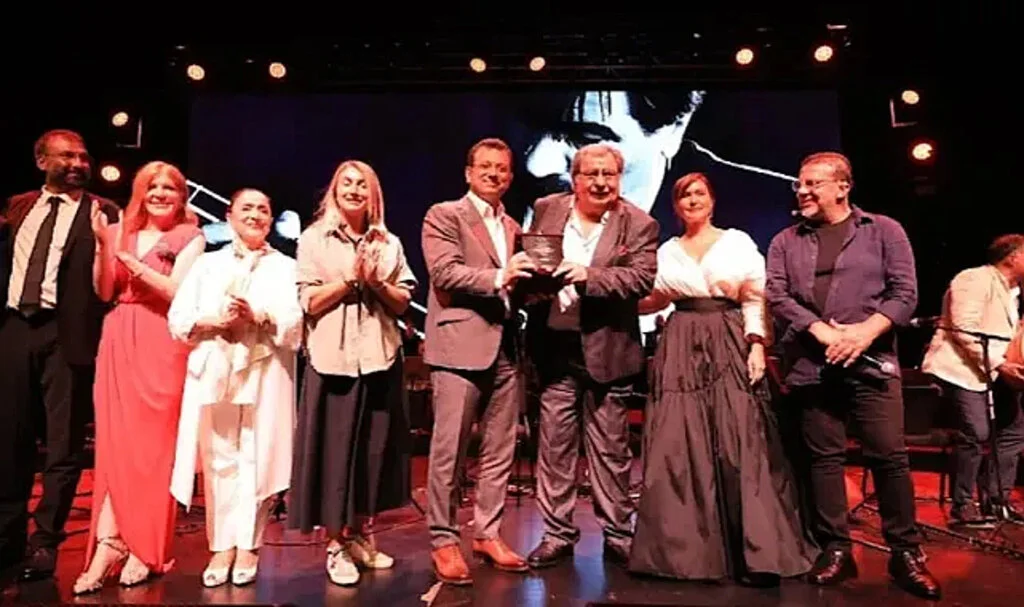 İBB’den Arif Sağ İçin Saygı Gecesi