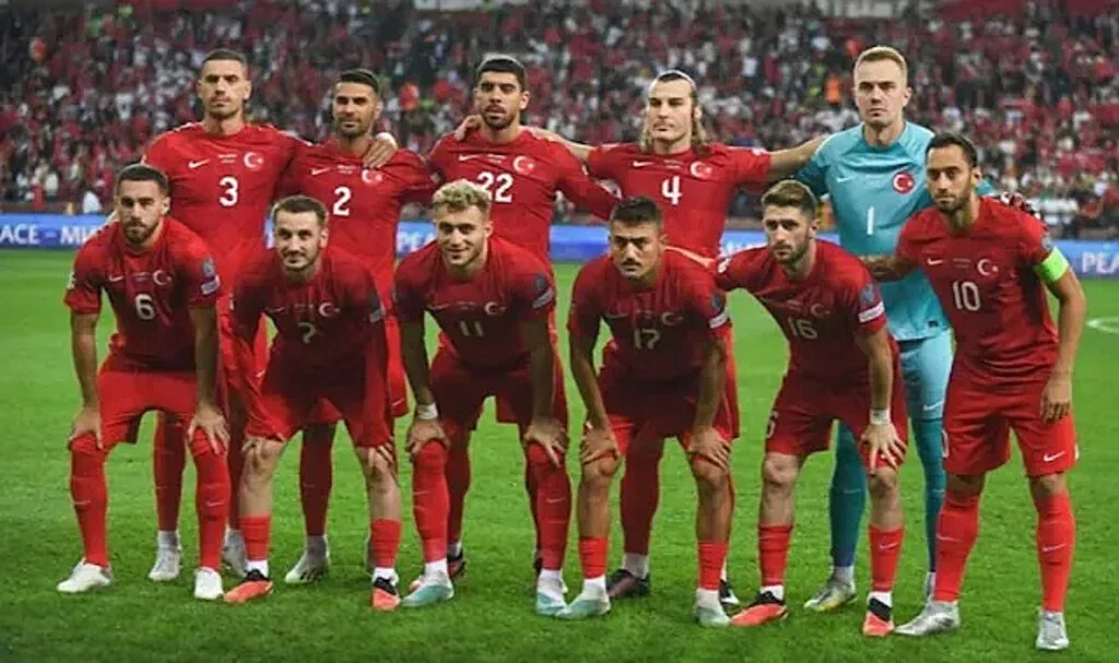 İki Oyuncu, Milli Takımdan Çıkarıldı