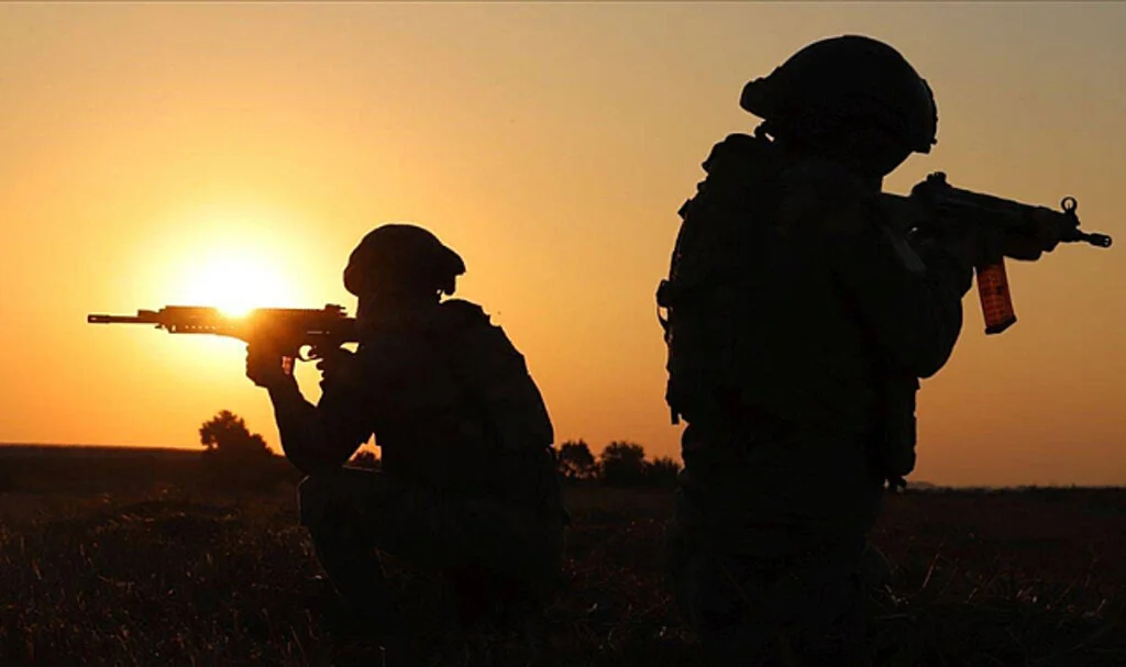 Irak'ın Kuzeyindeki Barınma Alanlarından Kaçan PKK'lı 3 Terörist Habur'da Teslim Oldu