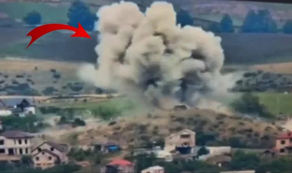 Karabağ'da Operasyon Başlatan Azerbaycan Ordusu, Ermeni Güçlere Ait Mevzileri Vuruyor