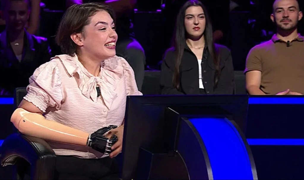 Kim Milyoner Olmak İster Yarışmacısının Protez Kol Masrafını İş İnsanı Karşılayacak