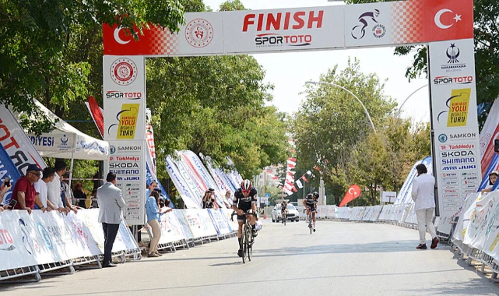 Kurtuluş Yolu Bisiklet Turu Sona Erdi