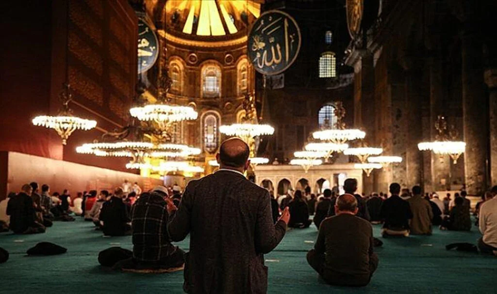Mevlid Kandili'nde hangi ibadetler yapılır? Dua, namaz, zikir ve tesbihler