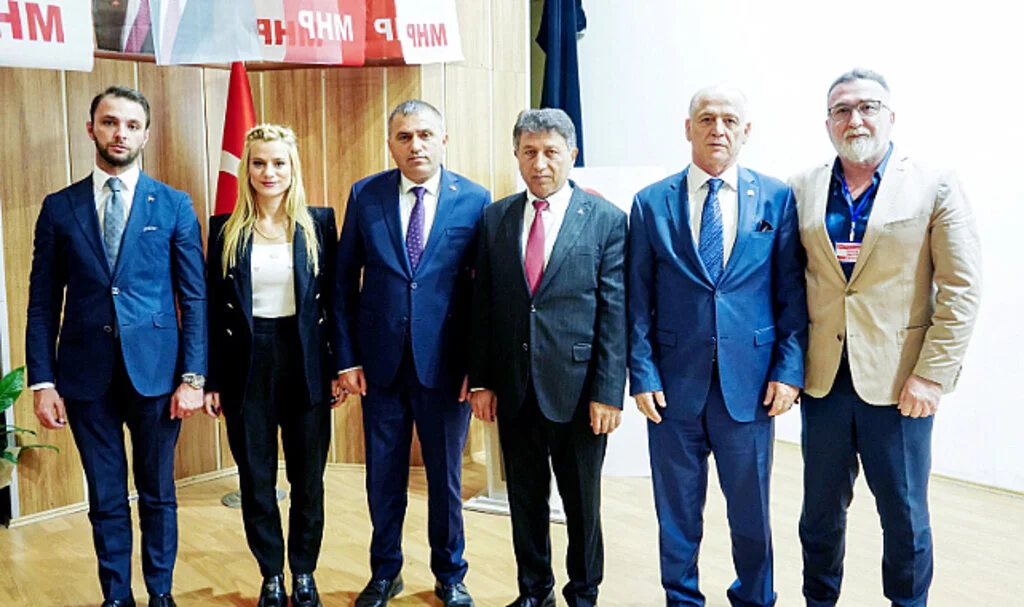 MHP'de İki İlçede Kongre Heyecanı 
