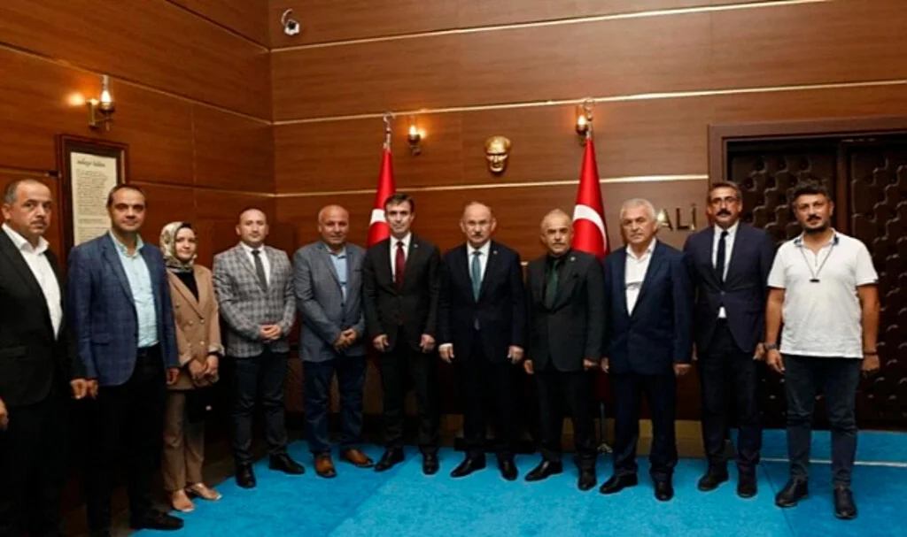 Sakarya Samsunlular Derneği'nden sürpriz ziyaret 